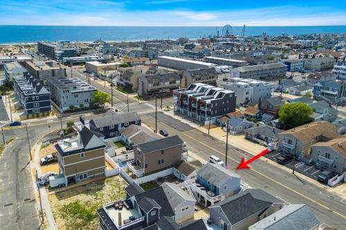 Pemandangan umum bagi Seaside Heights atau pemandangan bandar yang diambil dari apartmen