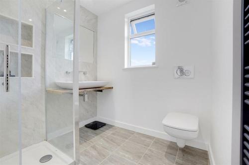 Ένα μπάνιο στο Luxury house in Rainham