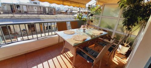 v&k rooftop apartment in the center of Athens