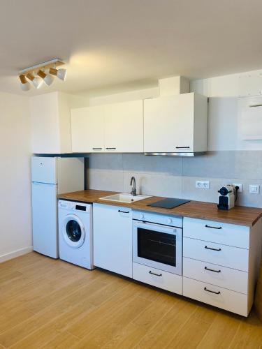 Saona Palm - Nuevo apartamento con vistas en zona Arenal, Jávea