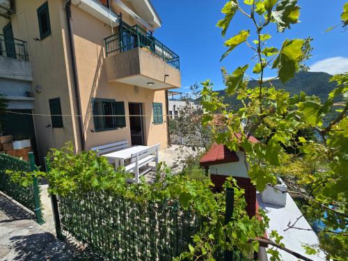 Billede fra billedgalleriet på Holiday Home Sunny Hill i Kamenari