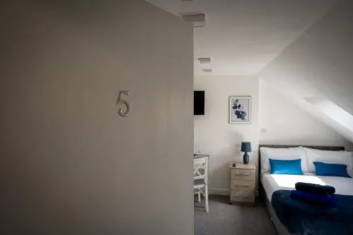 Beckbury House close to the City, 7 mins from QE and Royal Othopedic Hospital, Bham University photo 3