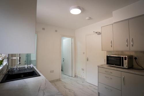Beckbury House close to the City, 7 mins from QE and Royal Othopedic Hospital, Bham University photo 23