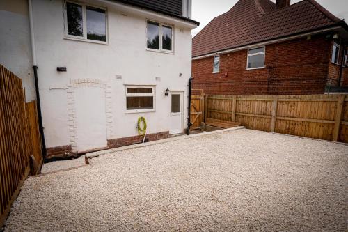 Beckbury House close to the City, 7 mins from QE and Royal Othopedic Hospital, Bham University photo 32