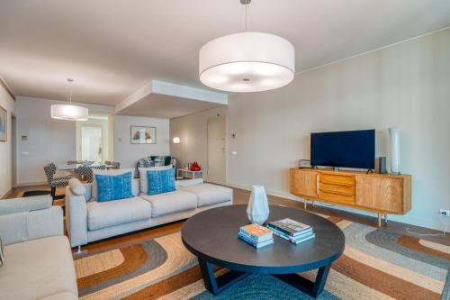 Suite 107