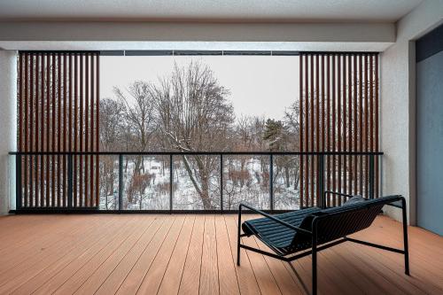 Yoga Zen, apartament z tarasem i widokiem na park