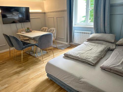 Elegant Apartment Near Main Station & Wenceslas Sq