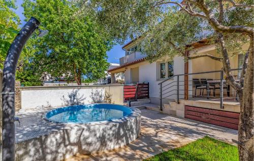 Stunning Home In Medulin