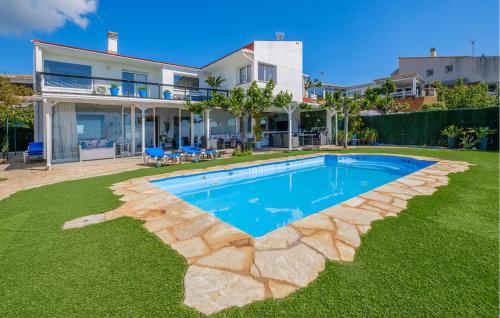 Nice Home In Malgrat De Mar