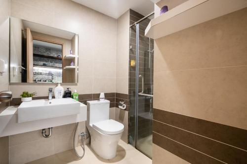 Koupelna v ubytování Olala Saigon Apartment in Rivergate Building