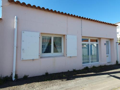 Studio neuf confortable près du port pour 2 à L'Aiguillon-sur-Mer - FR-1-476-194