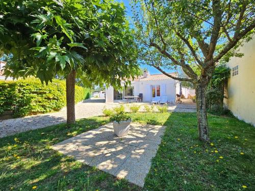 Villa confortable avec jardin - animaux sur demande - FR-1-476-193