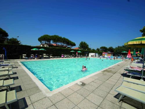Φωτογραφία από το άλμπουμ του Mobile Home in Lido di Dante near Natural Park σε Lido di Dante