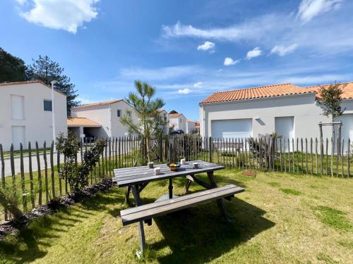 Maison neuve proche forêt, 2 chambres, parking privatif - FR-1-323-572