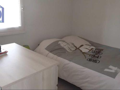 Photo de la galerie de l'établissement Appart spacieux 6 pers avec clim et parking - FR-1-781-99, à Valras-Plage