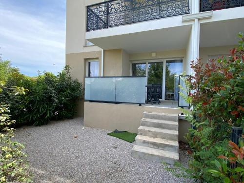 T2 Climatisé à Argelès-sur-Mer avec Terrasse, Jardin et Parking - FR-1-732-49