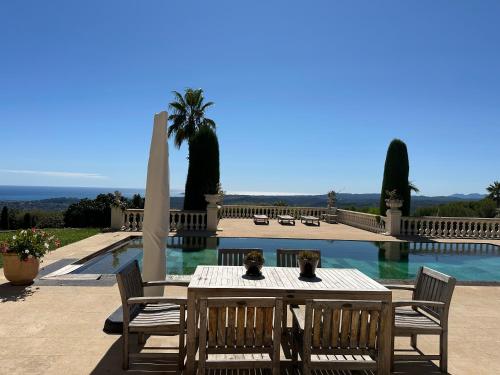 Photo de la galerie de l'établissement Melqart, à Saint-Paul-de-Vence