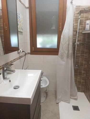Ένα μπάνιο στο Villa Aurora
