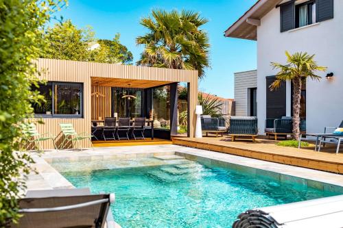 Photo de la galerie de l'établissement La Petite Californie An Enchanting Getaway in Anglet, à Anglet