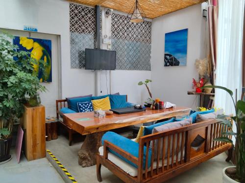 Ruang duduk di Erhaike Seaview Inn