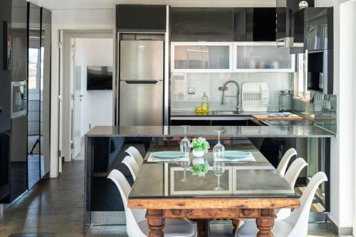 Blife Charlya private apartment at Faro beach