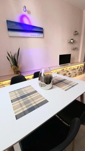 Adorable Downtown Home