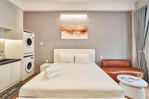 Katil atau katil-katil dalam bilik di S Lux Apartment 5 mins walking in central