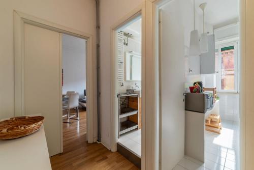GuestHost - Bright Flat in Lungotevere Flaminio