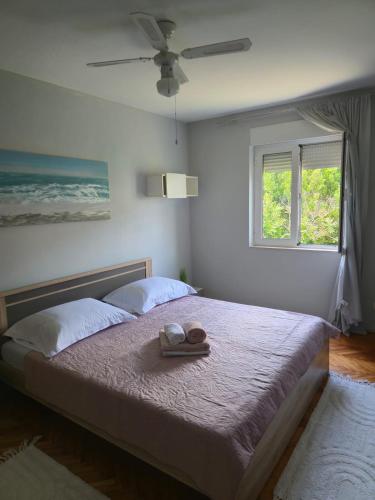 Apartment Frane