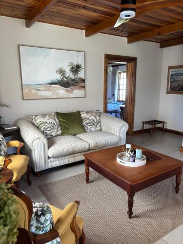 Χώρος καθιστικού στο Nassau Guest Farm