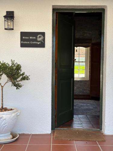 Φωτογραφία από το άλμπουμ του Nassau Guest Farm στο Στέλενμπος