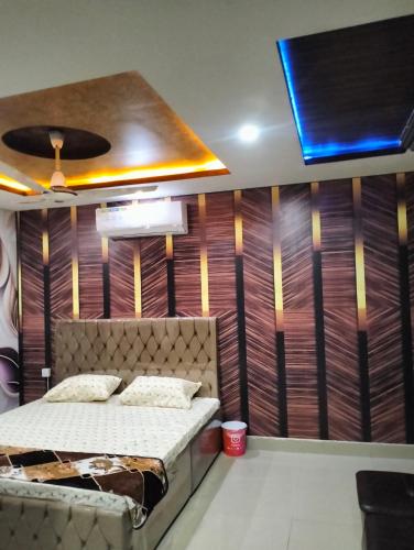 Area tempat duduk di Sohail arcade