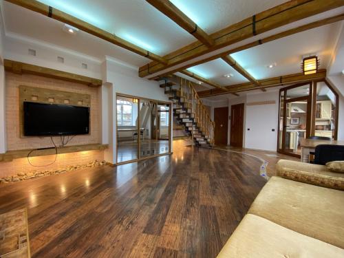 House of Westeros - Highgarden