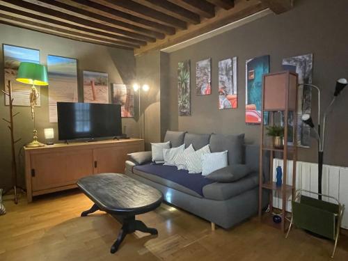 Le Cosy de Cryslor dans le vieux Chalon médiéval