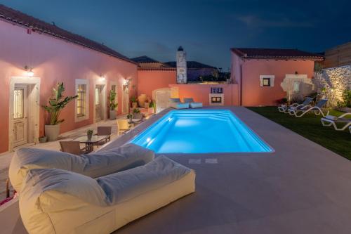 Arhontiko Arhanes Suites