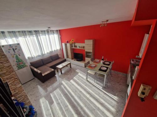 Φωτογραφία από το άλμπουμ του Un ático duplex con terraza grande al lado del mar στο Λορέτ Ντε Μαρ