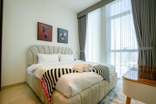 Bright 1BR in Binghatti House, Prime Location