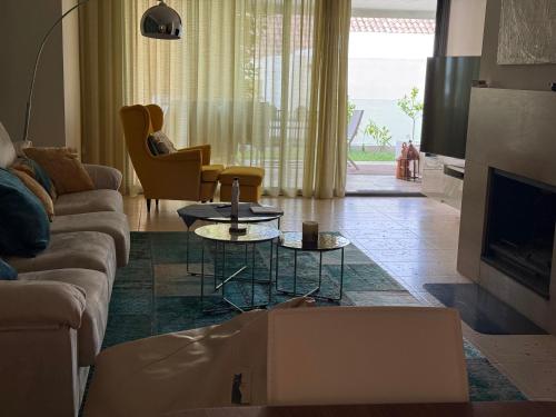 Marbella, Los Monteros Hill Club