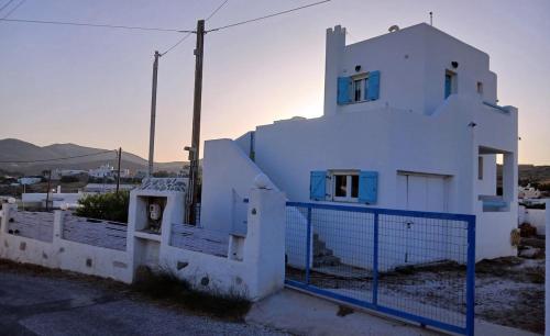 Gallery image of Ellie's House in Vari