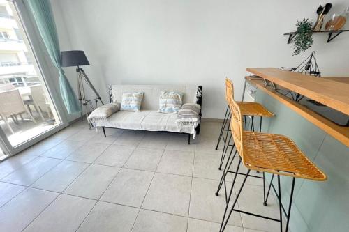 Photo de la galerie de l'établissement Apartment with balcony near Calanques, à Marseille