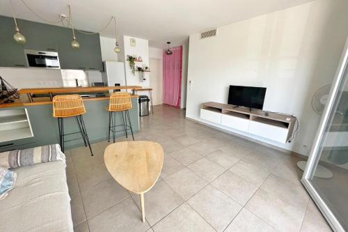 Photo de la galerie de l'établissement Apartment with balcony near Calanques, à Marseille
