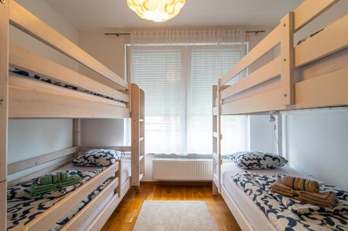 Flexible SelfCheckIns 79 - Zagreb - Garage - New