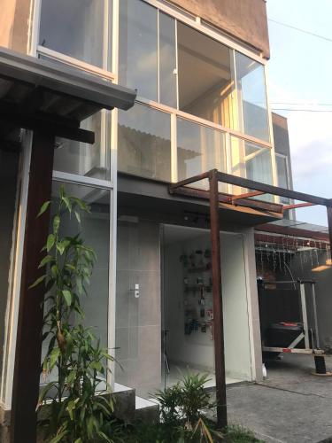 Bangunan di mana terletaknya apartmen