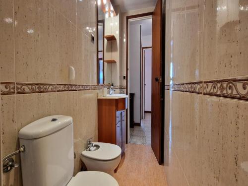 ห้องน้ำของ Apartment in Santa Susanna near the Beach