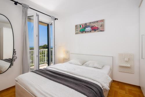 Sunlight Apartment Hvar