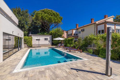 Villa PHOENIX