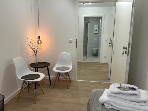 Ένα μπάνιο στο BienveniDUS - self service accommodation - Unterkunft zur Selbstversorgung - Das Messezimmer - Düsseldorf