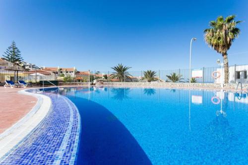 Sea & Pool view apt in Costa Adeje