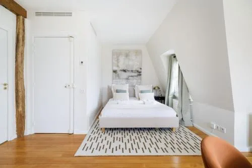 Luxury apartments - Avenue Montaigne photo 10