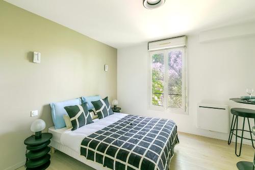 Studio lumineux à deux pas des commerces- Asnières